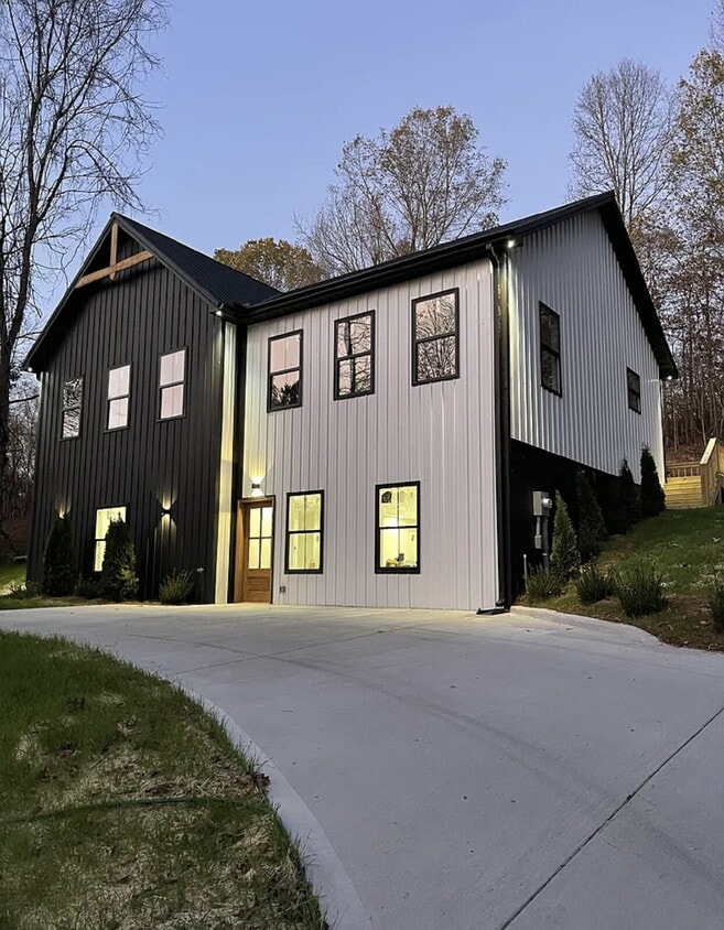 Primary Photo - 133 Guices Creek Rd