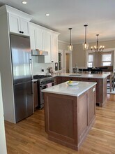 Building Photo - 61 Sydney St