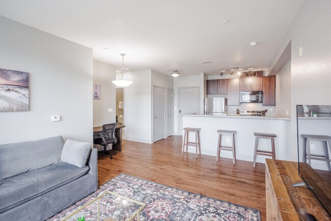 Building Photo - 121 E Freedom Way