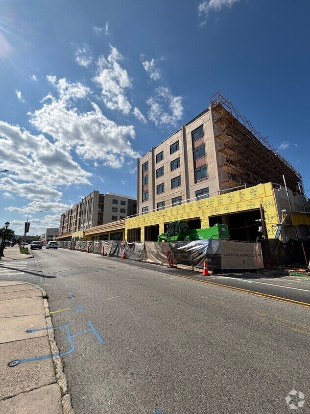 Building Photo - Coulter Place