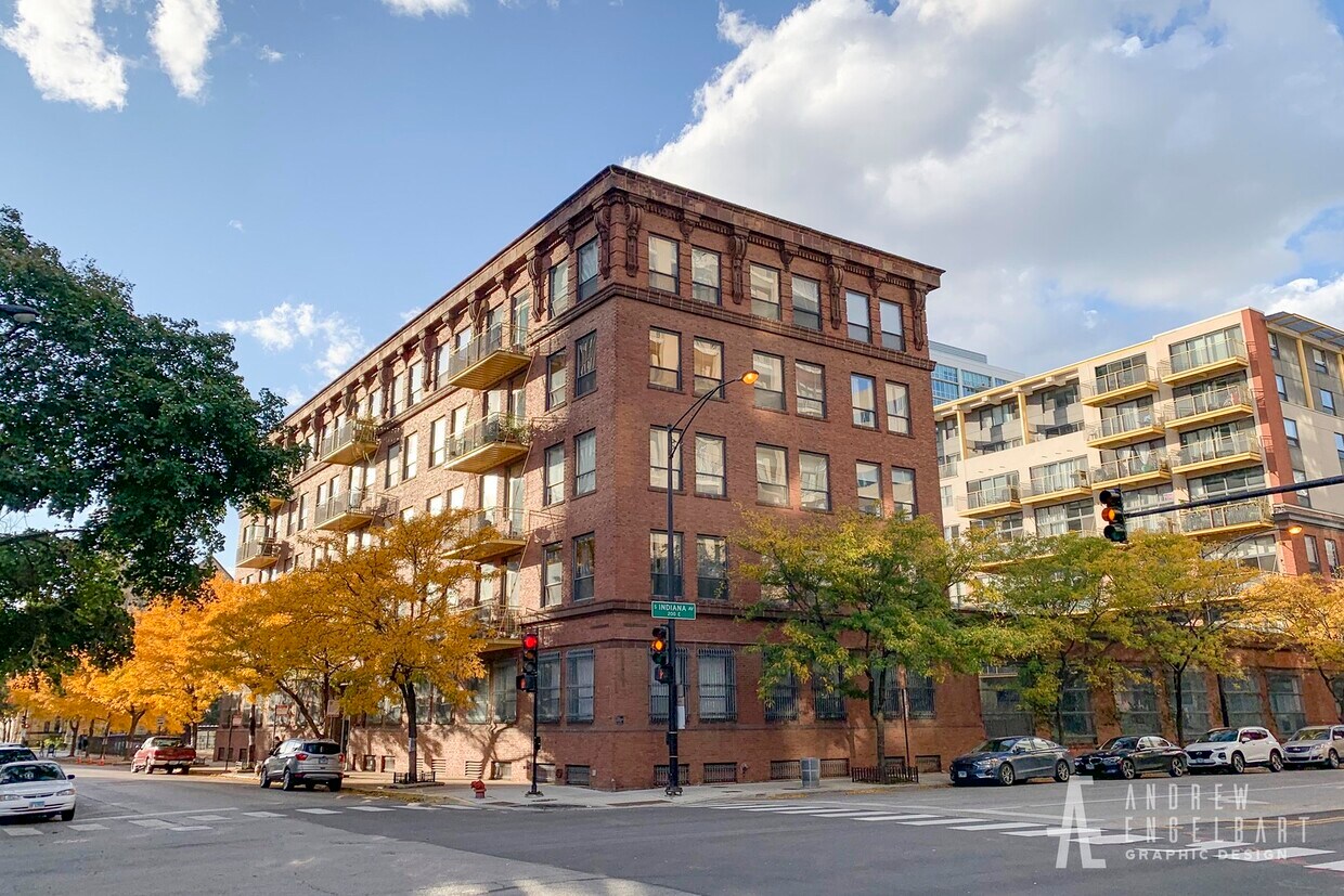 Primary Photo - 1910 S Indiana Ave