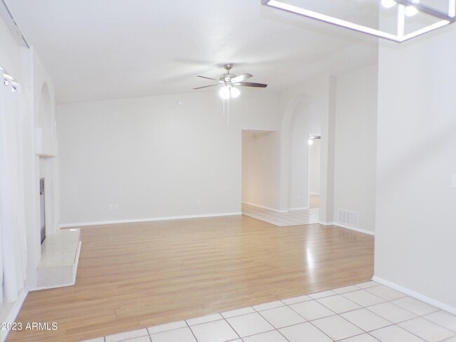 Building Photo - 5056 E Santiago Ct