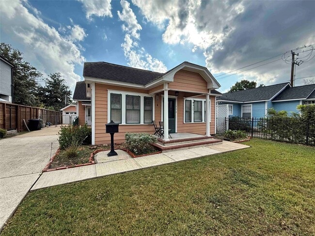 Foto del edificio - 604 E 17th St