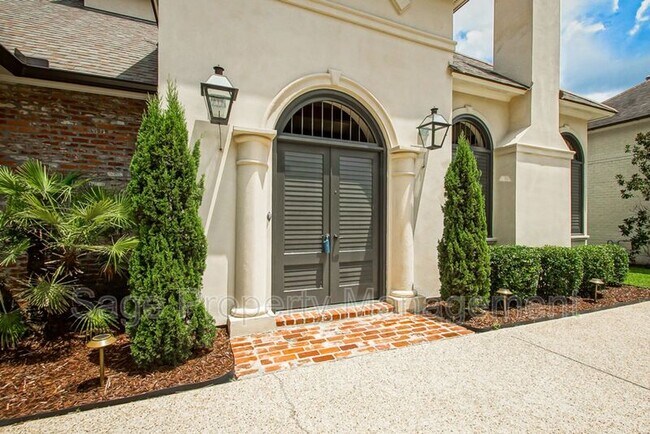 Foto del edificio - 8031 Old Normandie Ln