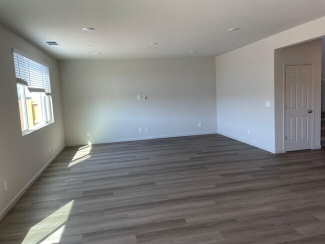 Foto del edificio - 2943 Girdwood St