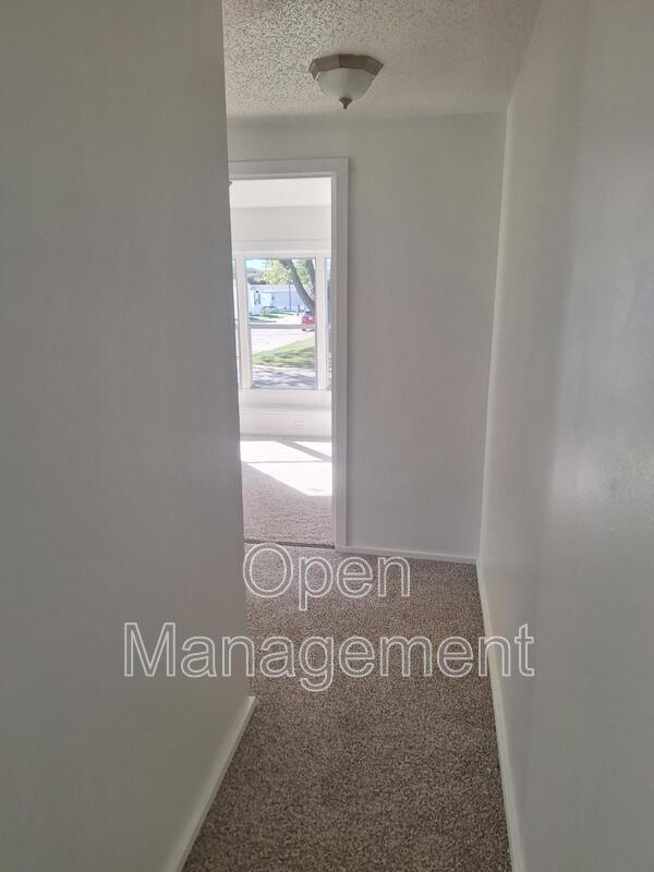 Foto del edificio - 301 Mantle Ave