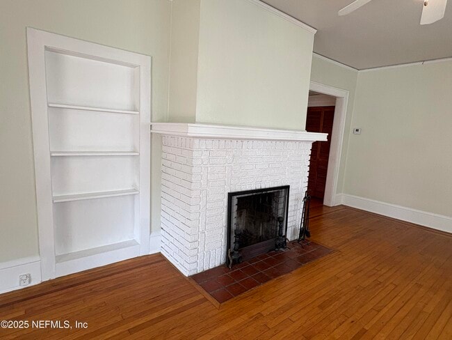 Foto del edificio - 3681 Hedrick St