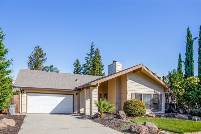Building Photo - 915 Brandywine Dr