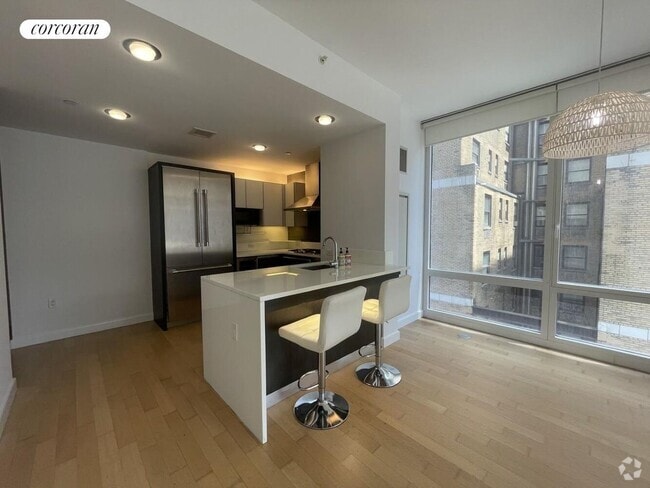 Building Photo - 247 W 46th St