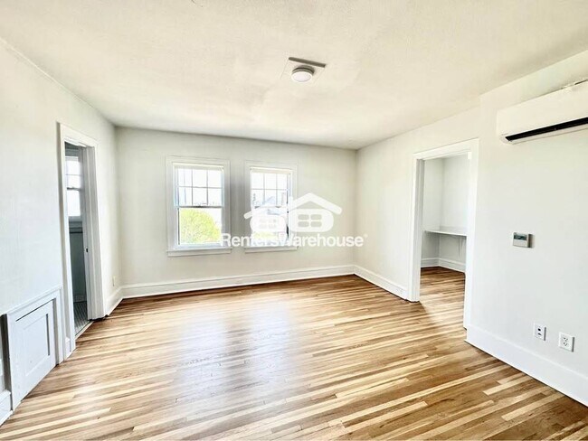 Foto del edificio - 2305 Grand Ave