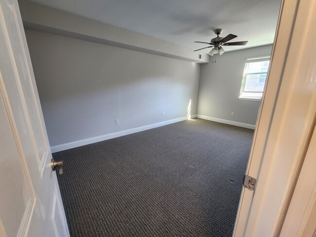 Building Photo - 4585 Manayunk Ave