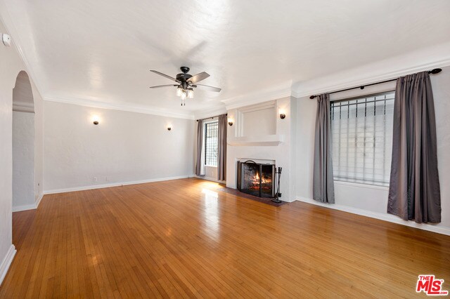 Foto del edificio - 1124 S Crescent Heights Blvd