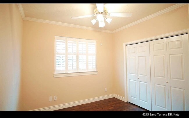 Building Photo - 4215 Sand Terrace Dr