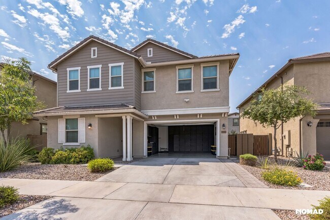 Foto del edificio - Stunning 5BR House in Chandler