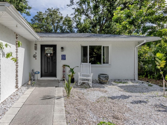Building Photo - 829 Groveland Ave