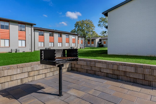 Building Photo - Grey Parc of Rossville