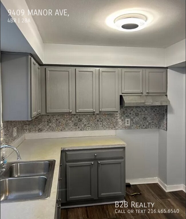 Building Photo - "Spacious Elegance: Your Dream 4-Bedroom H...