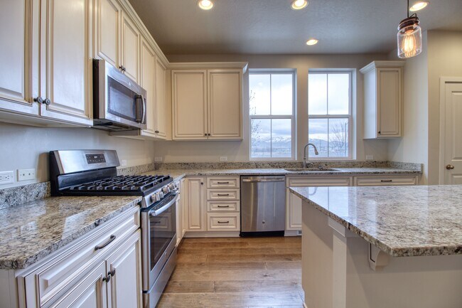 Foto del edificio - 3486 W Waterbury Dr