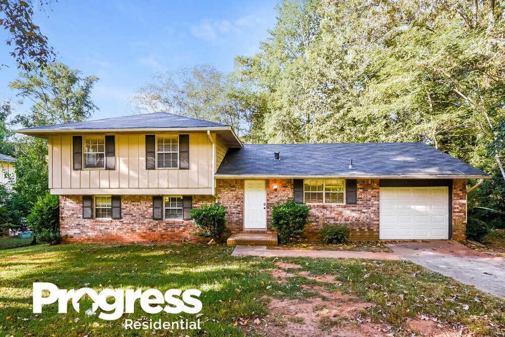 Foto principal - 4374 Cedar Ridge Trail