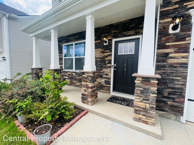 Building Photo - 4 br, 2.5 bath House - 14 Corbel Drive