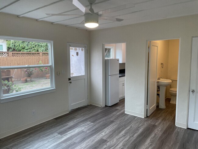 Foto del edificio - 3037.5 Juniper St