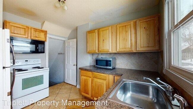 Foto del edificio - 2 br, 1 bath House - 912 Grand Avenue