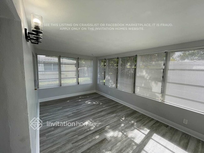 Building Photo - 3540 NW 34th Terrace