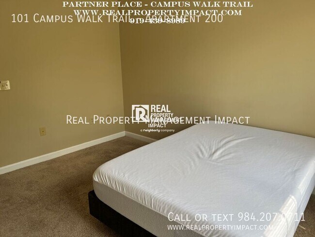 Foto del edificio - 101 Campus Walk Trl