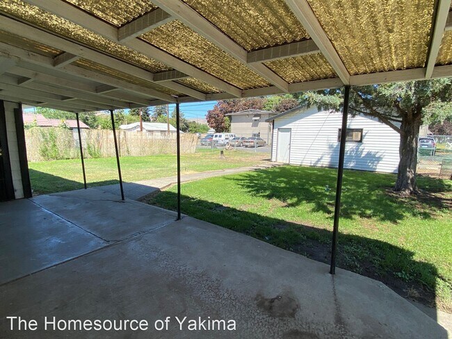 Foto del edificio - 3 br, 1 bath House - 1003 S 8th Street