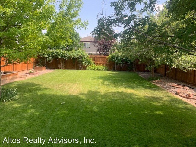 Building Photo - 3 br, 3.5 bath House - 18928 E Crestridge Cir