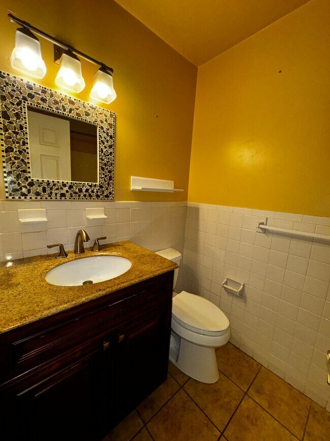 Foto del edificio - Beach Living 1 bedroom Condo