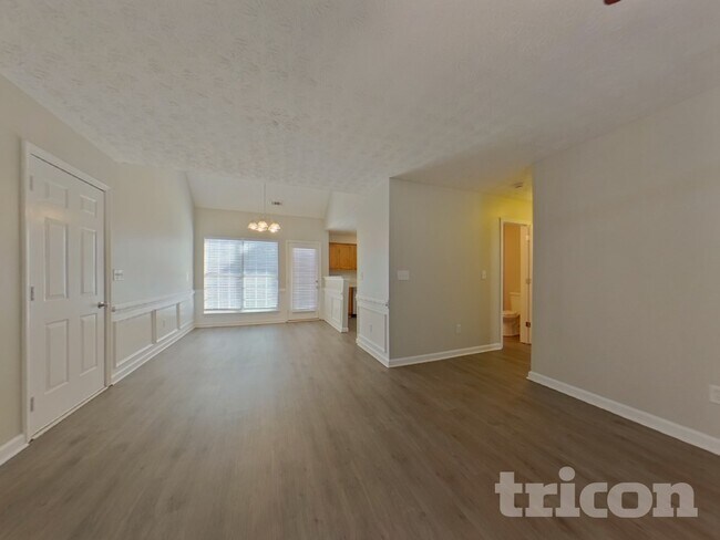 Foto del edificio - 9765 Moss Pointe Path