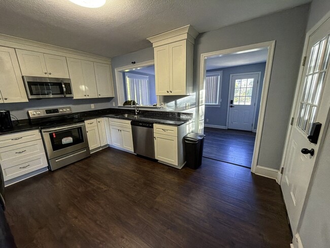 Foto del edificio - 25 W Sunset Rd