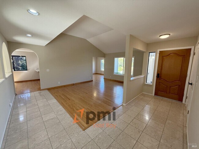Building Photo - 2209 Ascot Pkwy