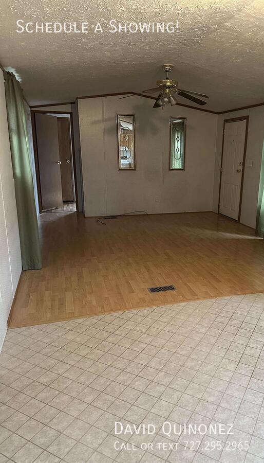 Foto del edificio - 200 Whittington Dr