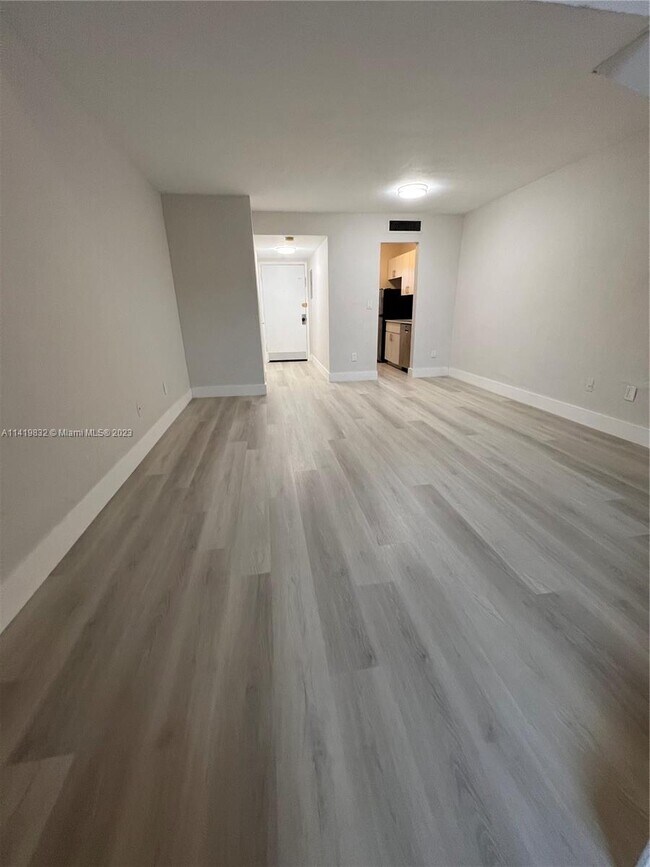 10903 N Kendall Dr Unit 216, Miami, FL 33186 Condo for Rent in Miami