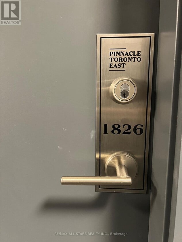 Photo principale - 3270 Sheppard Ave E