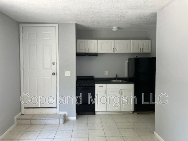 Building Photo - 4925 2nd Ave S