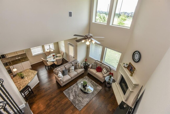 Foto del edificio - 26915 Laurel Harvest Ln
