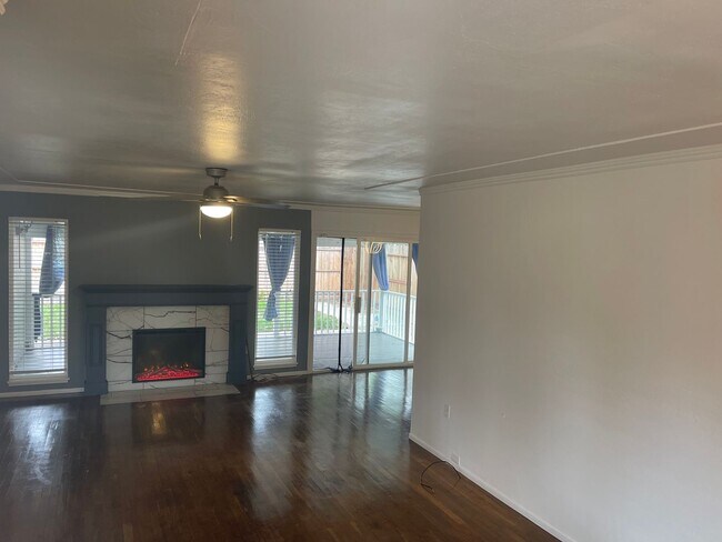 Foto del edificio - Inviting 3 Bedroom/2Bath Home