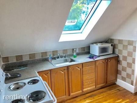 Building Photo - 2 br, 1 bath Duplex - 59 Evans St