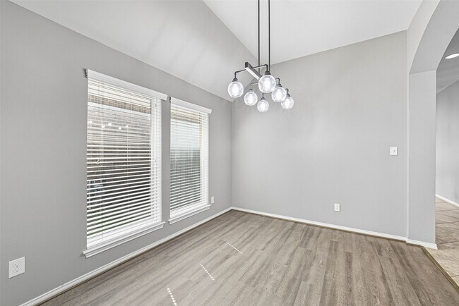 Foto del edificio - 27119 Postwood Manor Ct