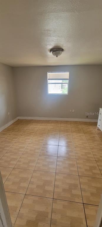 Building Photo - 4204 N Manhattan Ave