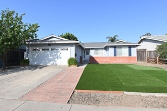 Building Photo - 5719 Lathrop Dr