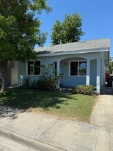 Building Photo - 1464 33rd St