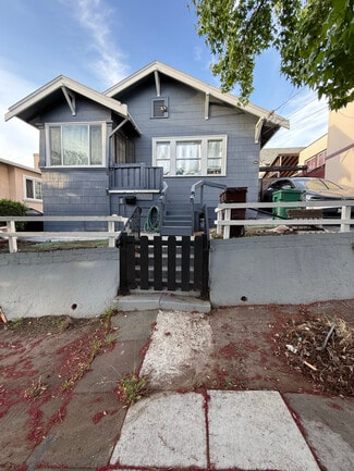 Building Photo - 4630 Melrose Ave