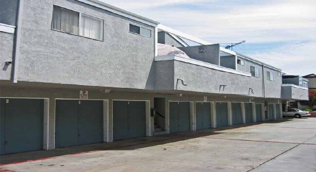 Foto del edificio - 7941 Stark St
