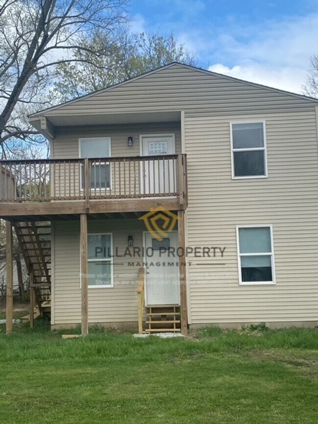 Building Photo - 123 West North G St.