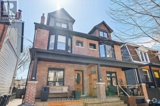 Building Photo - 63 Dingwall Ave