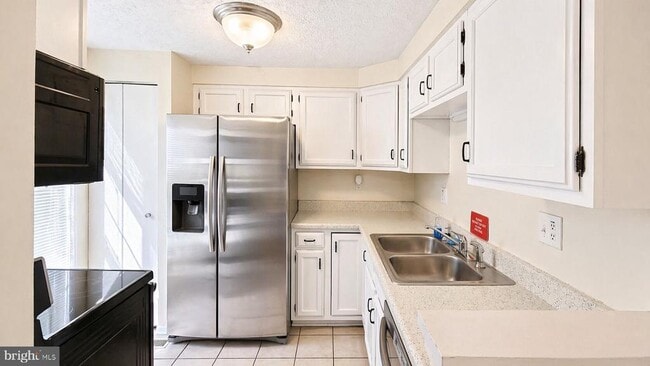 Foto del edificio - 7416 Kilcreggan Terrace